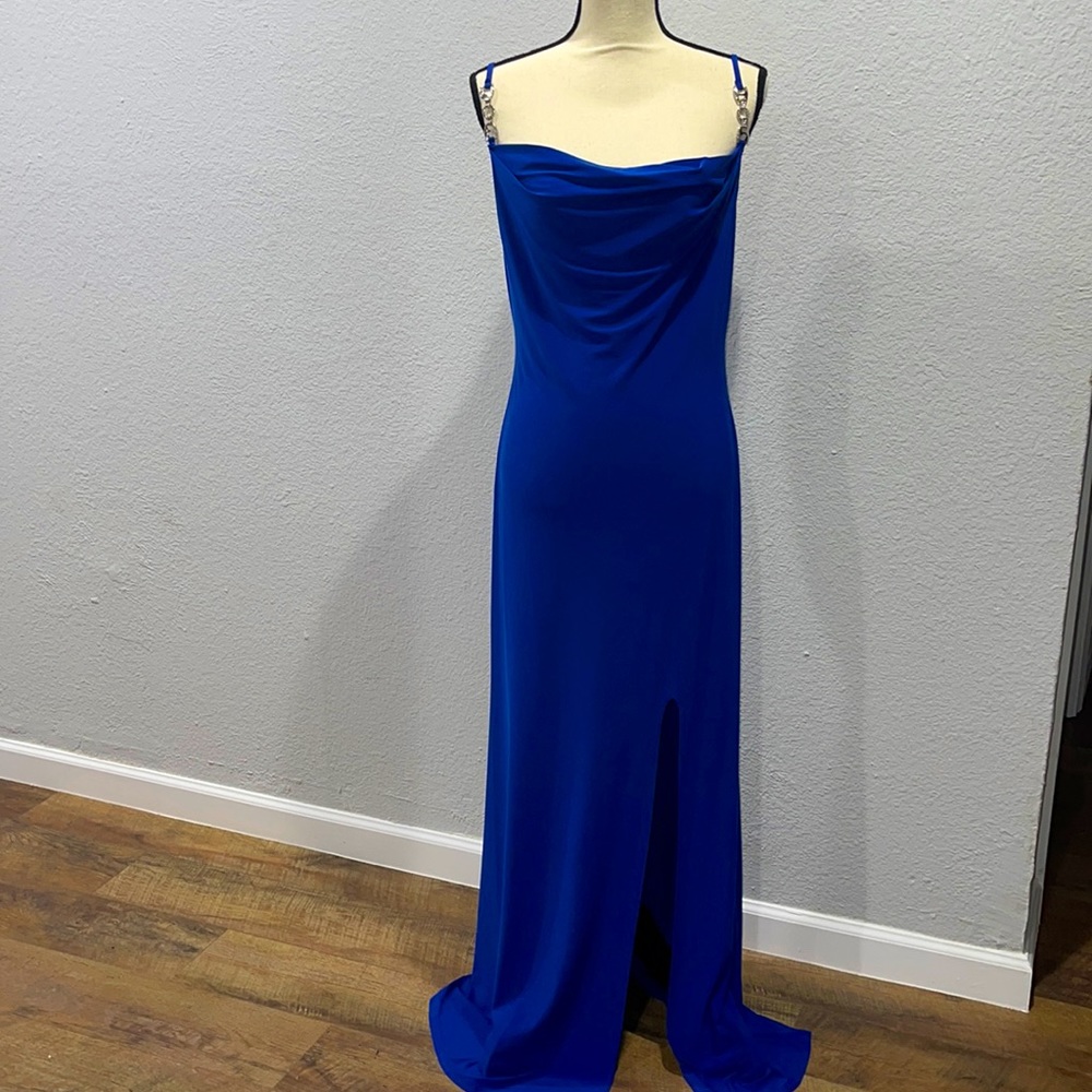 Navy blue dress 💙